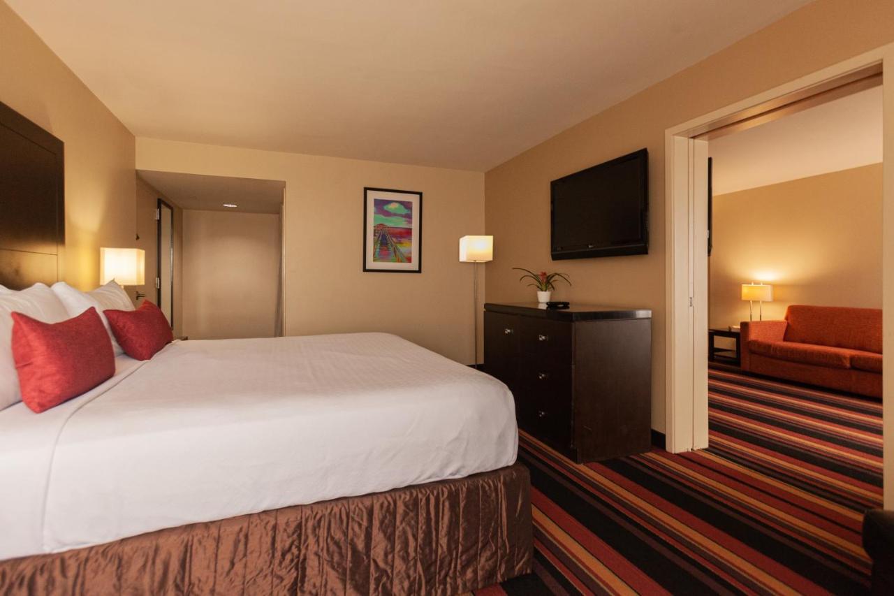 Clarion Hotel New Orleans - Airport & Conference Center Kenner Exteriör bild