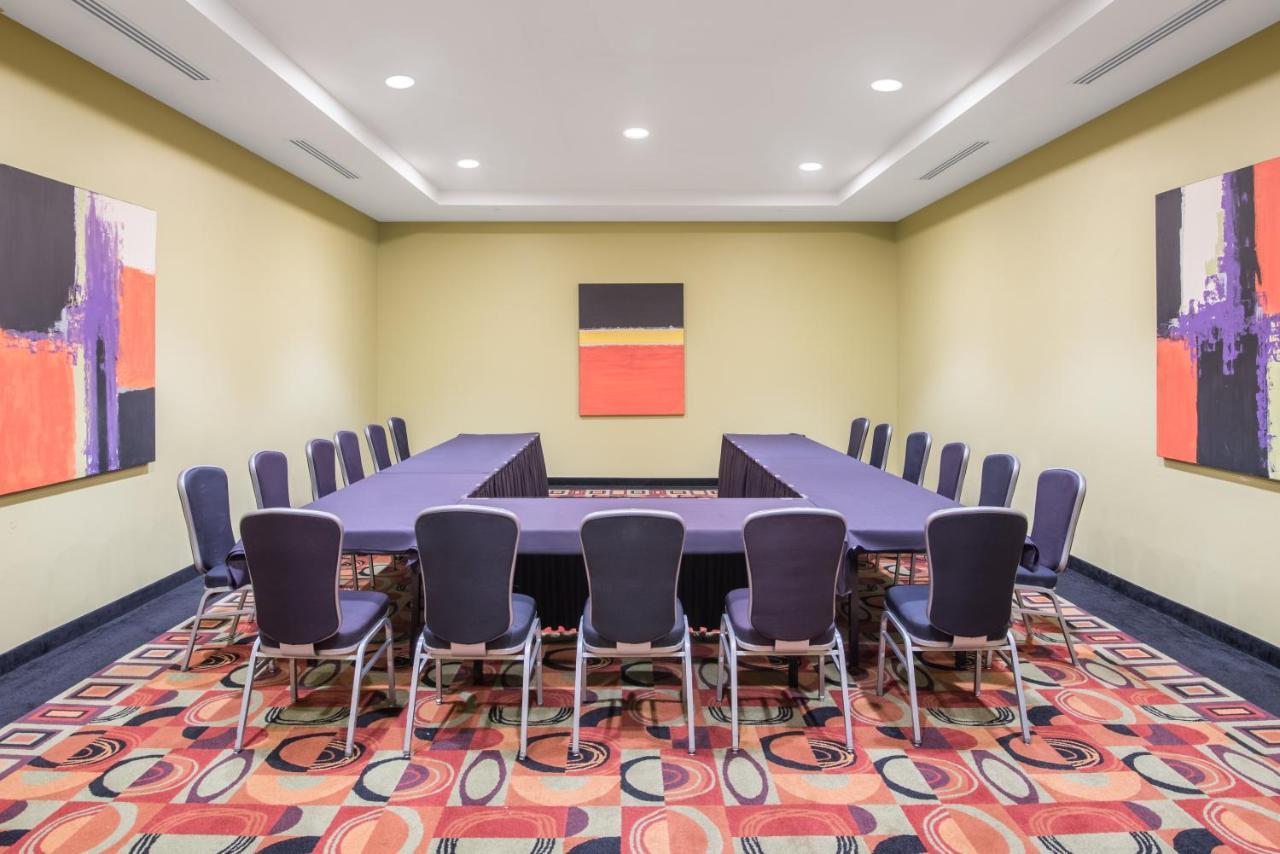 Clarion Hotel New Orleans - Airport & Conference Center Kenner Exteriör bild