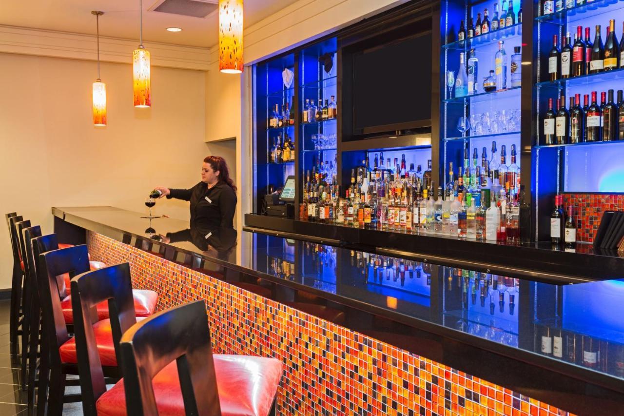 Clarion Hotel New Orleans - Airport & Conference Center Kenner Exteriör bild